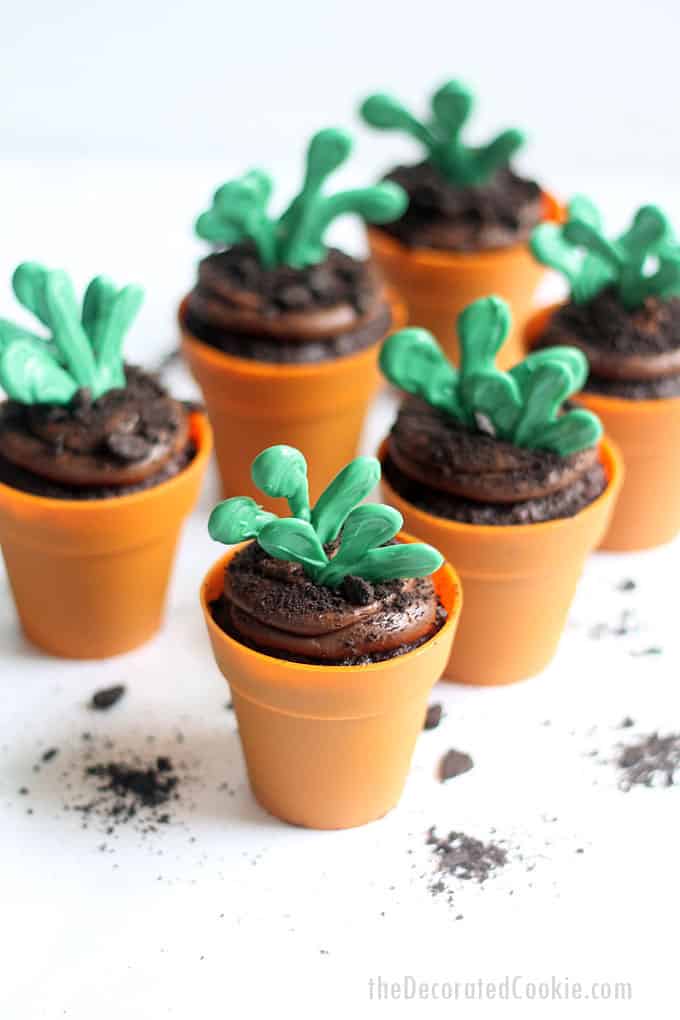 spring cupcake ideas: flower pot cupcakes