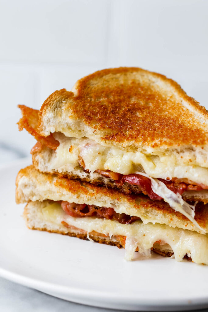 grilled cheese with Gruyere and bacon