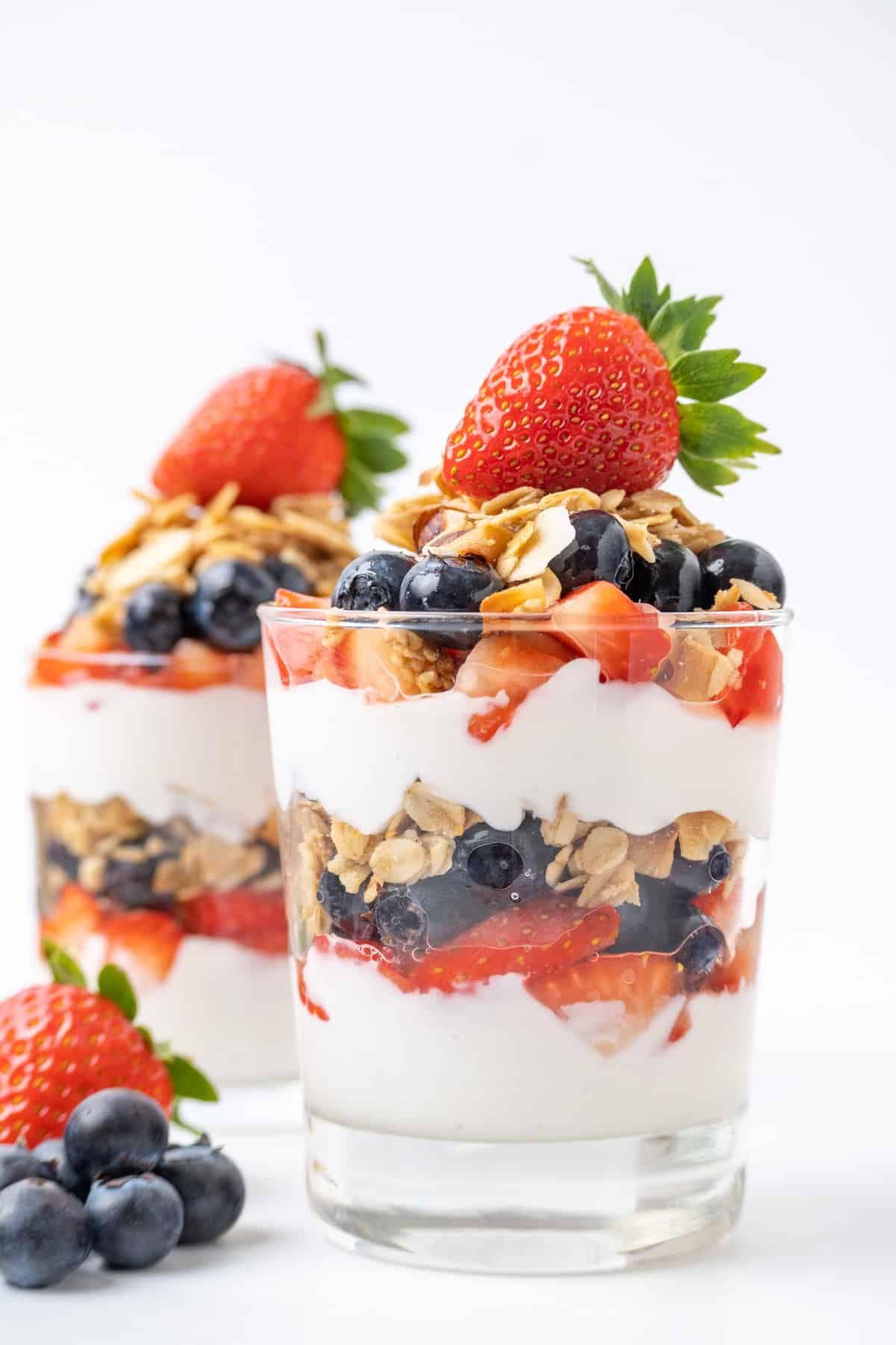 Easy Vegan Yogurt Parfaits