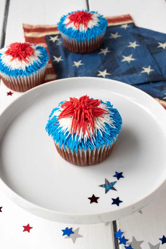 Red Velvet Patriotic Firework Cupcakes