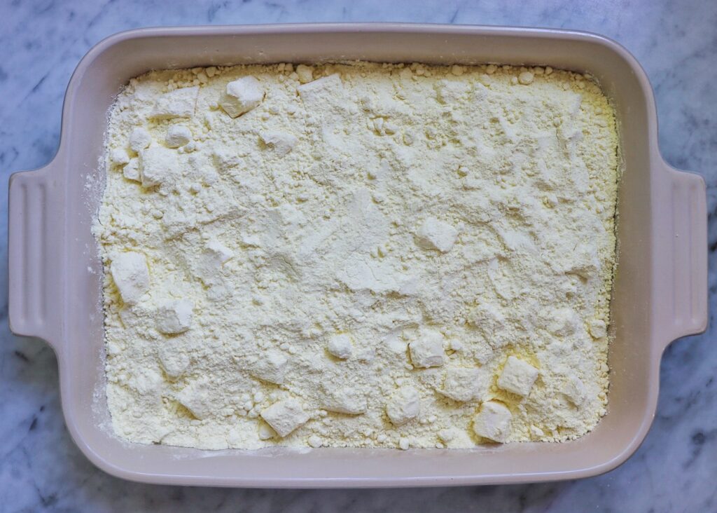 lemon cream cheese dump cake