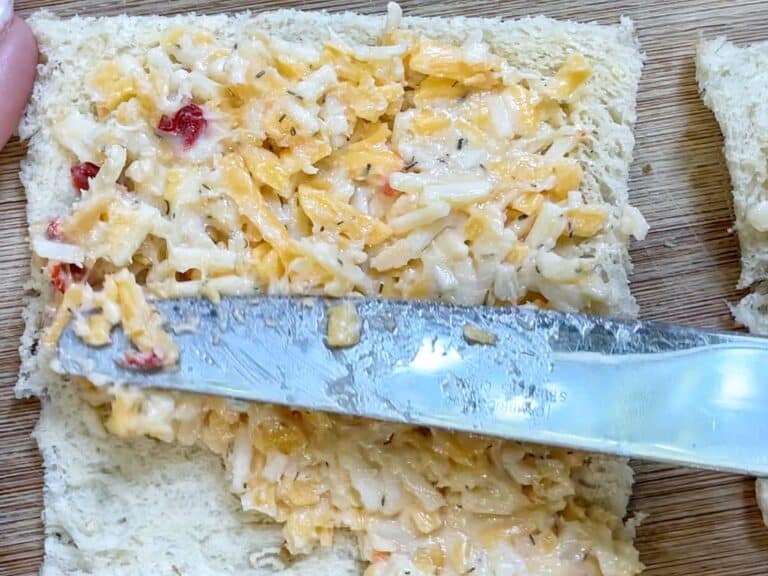 Pimento Cheese Pinwheels (easy ham and pimento cheese roll ups) - Fab ...