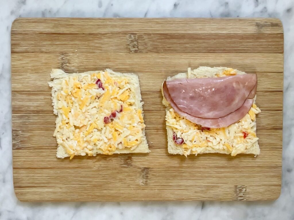 how to make ham and pimento cheese roll ups