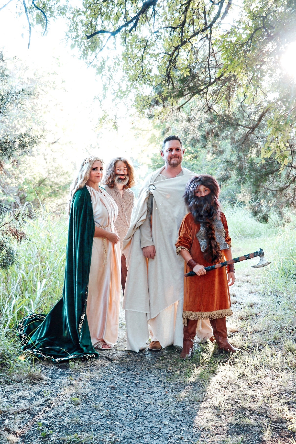 DIY The Lord of The Rings: The Rings of Power Family Costumes (homemade Galadriel, Elrond, Durin, The Stranger costumes)