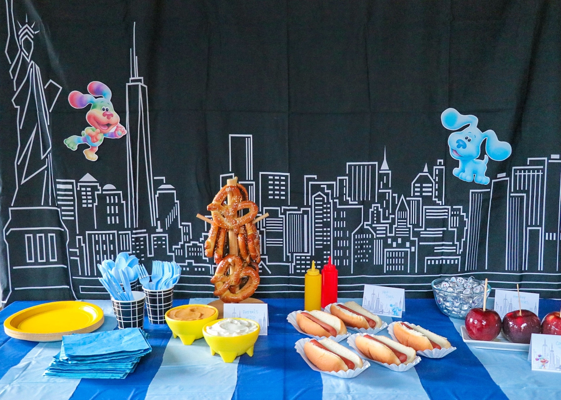Blue's Big City Adventure Watch Party (fun New York themed party!)
