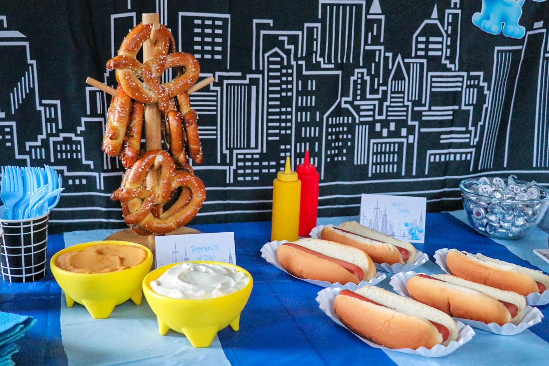 New York themed party food