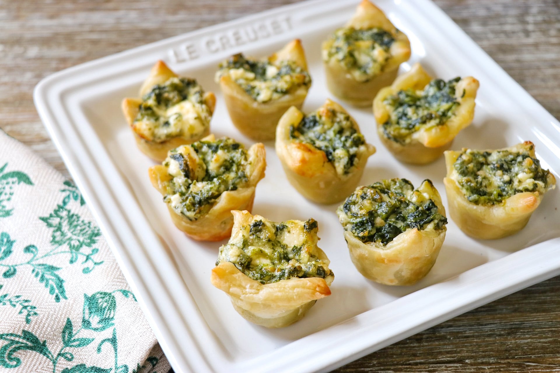 mini feta and spinach puff pastry tart recipe (Feta and Spinach Tartlets)