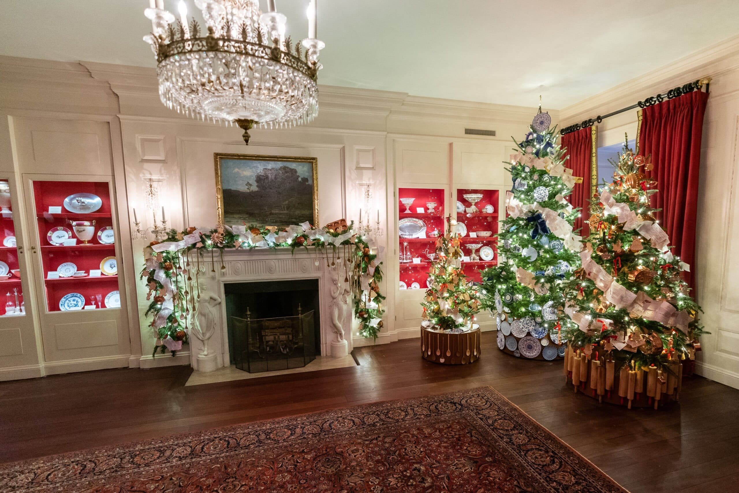 White House China Room holiday decorations 2022