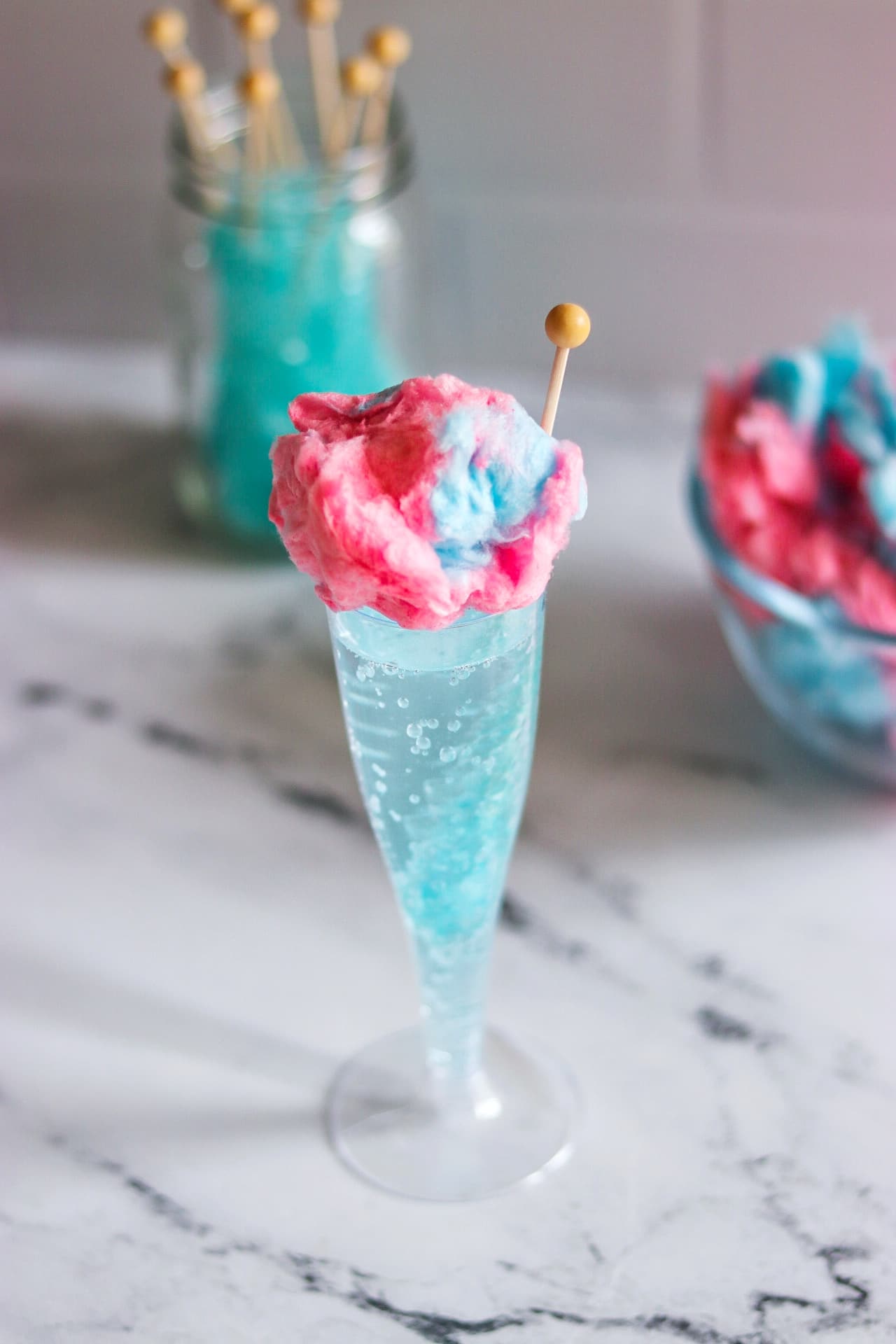 Non-alcoholic drinks for a New Year's Eve party: New Year's Rockin' Cotton Candy Mocktail