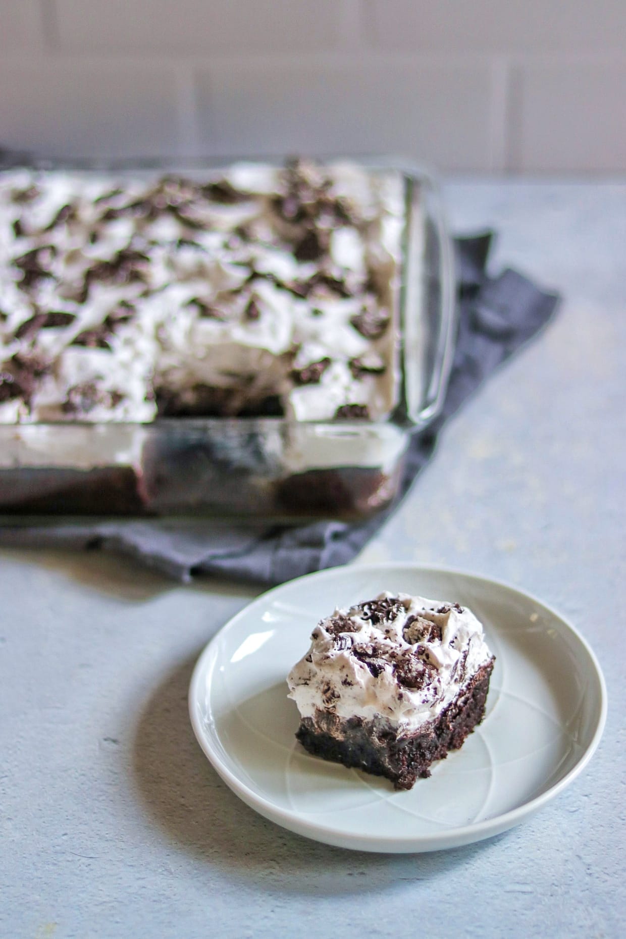 cool whip brownie recipe (cookies and cream whipped cream brownies)
