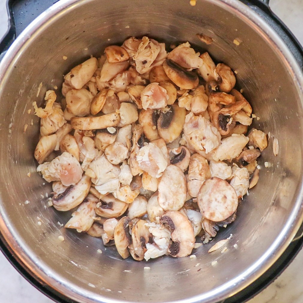 How to make Instant Pot chicken Florentine