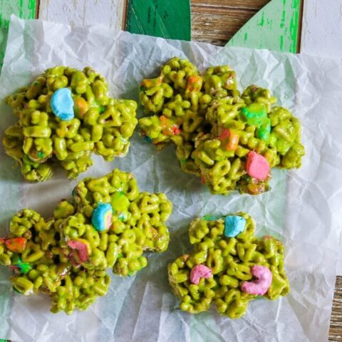 cropped-St.-Patricks-Day-Lucky-Charms-Treats-2.jpg