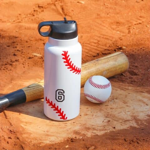 DIY Baseball Team Gifts (baseball mom tote bag, personalized baseball water bottles, baseball vinyl decals)