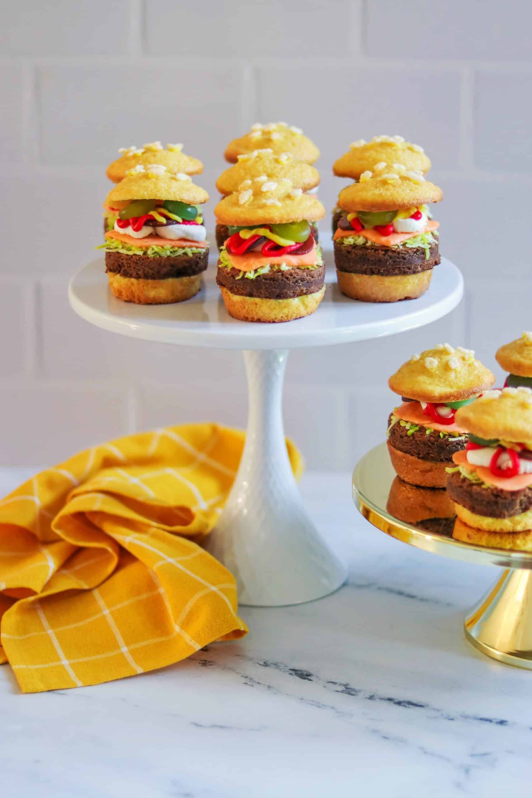 SpongeBob birthday party food ideas: SpongeBob Krabby Patty Cupcakes