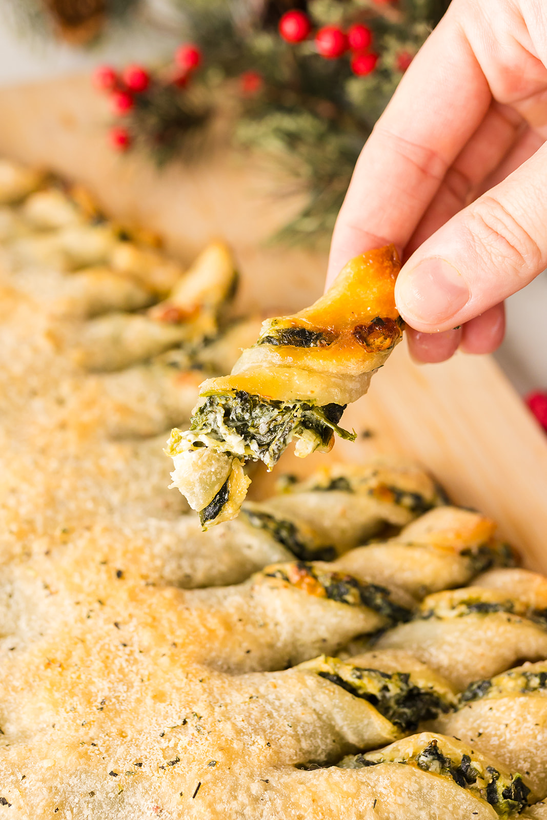 spinach dip pull apart Christmas tree