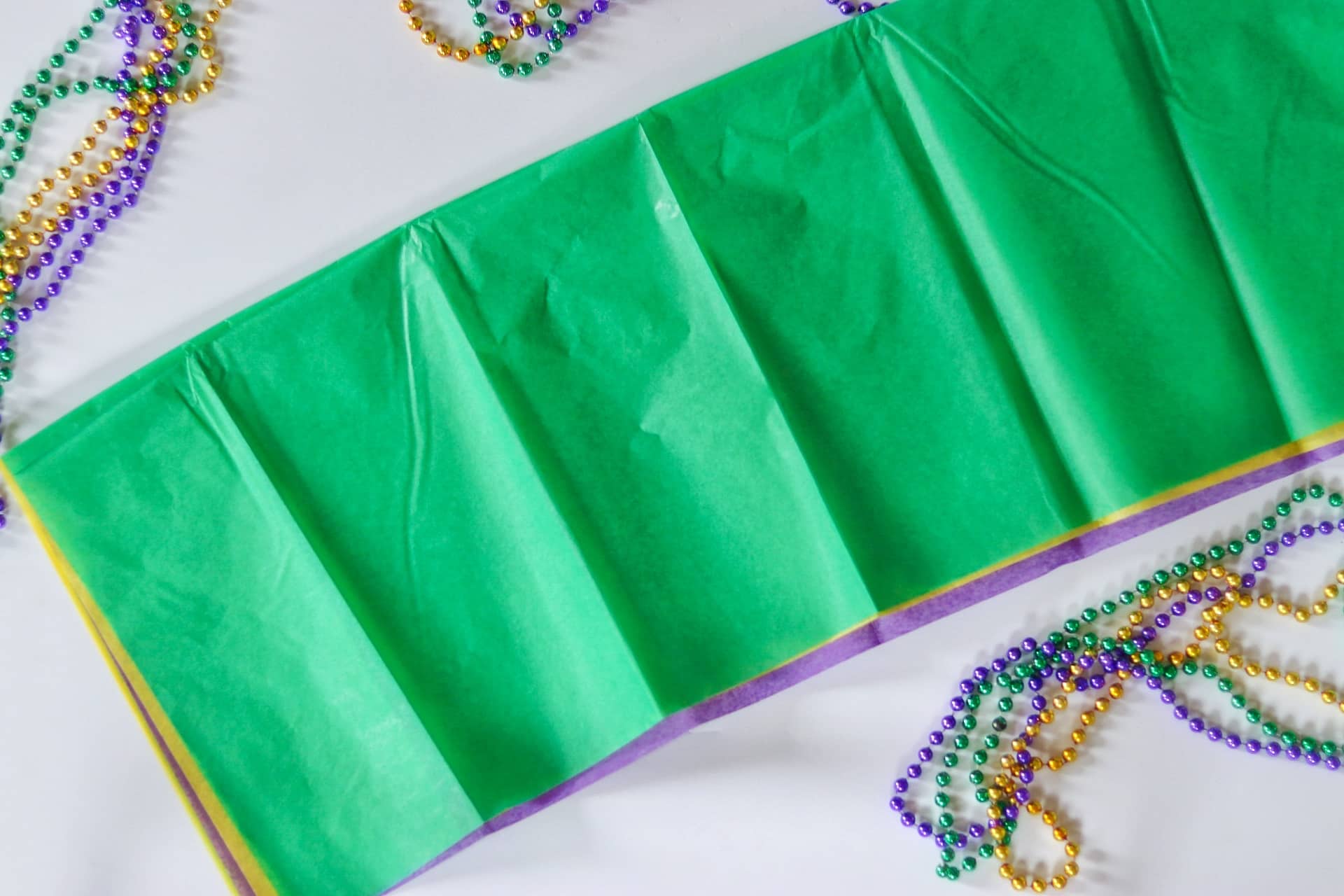 How to make tissue paper Mardi Gras garland