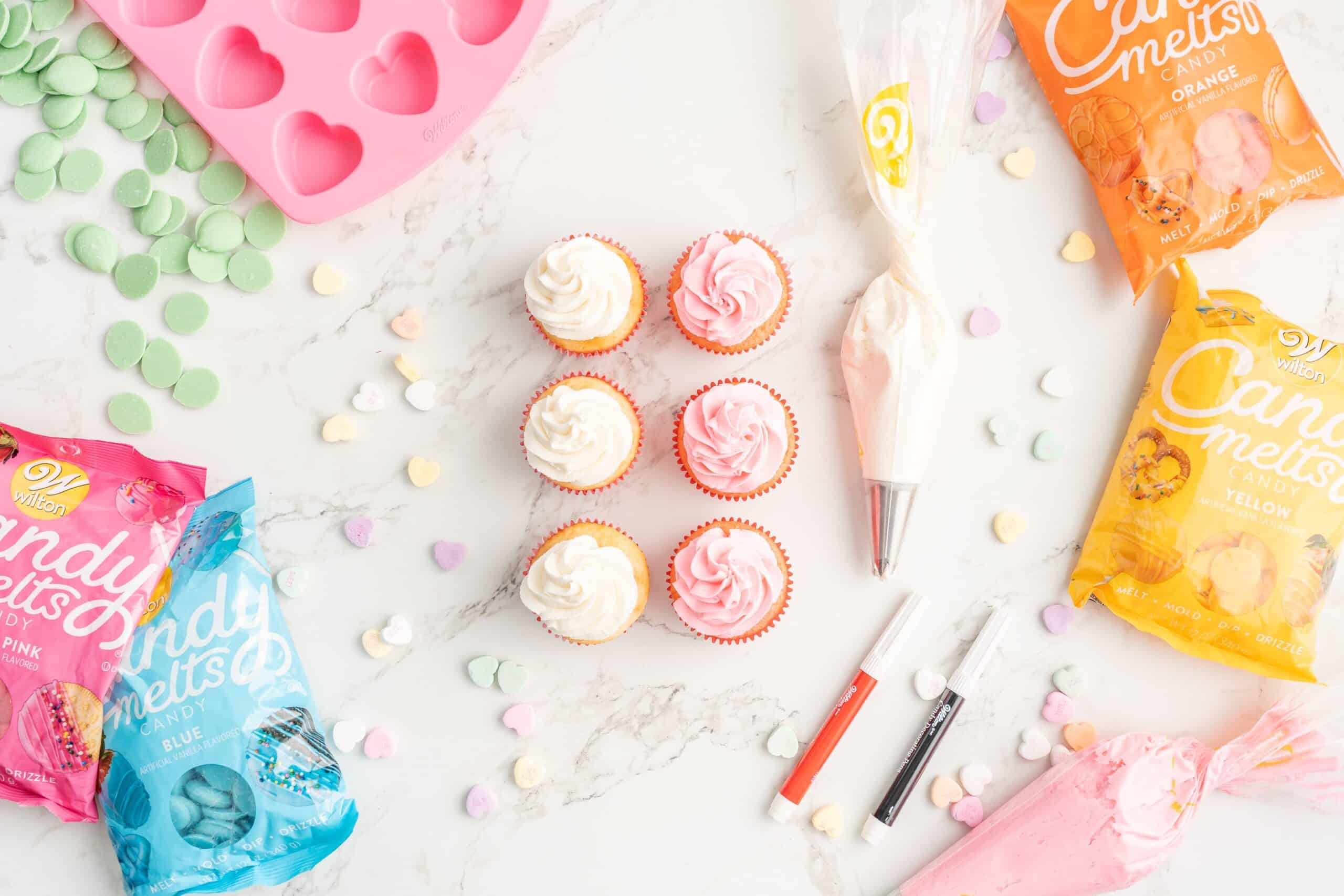 easy Valentine's Day cupcake decorations