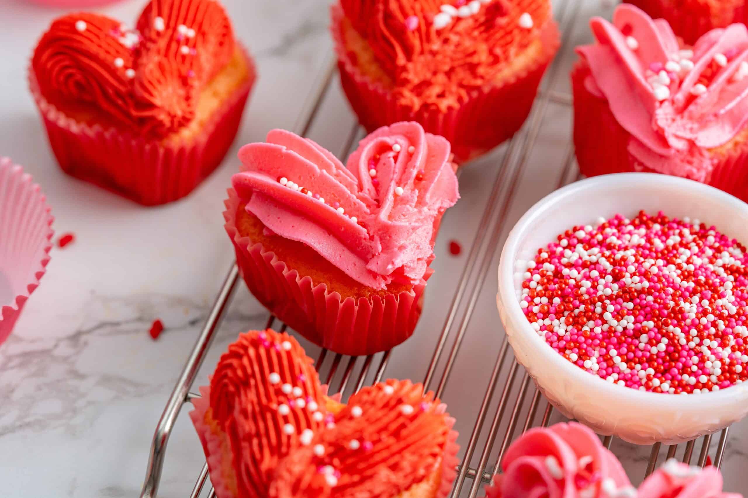 easy heart shaped cupcakes