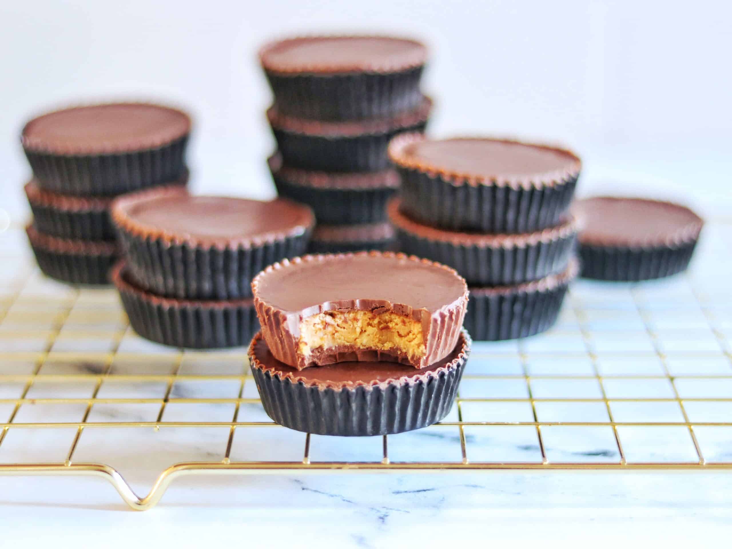 homemade Reese's cups (crunchy peanut butter cups recipe)