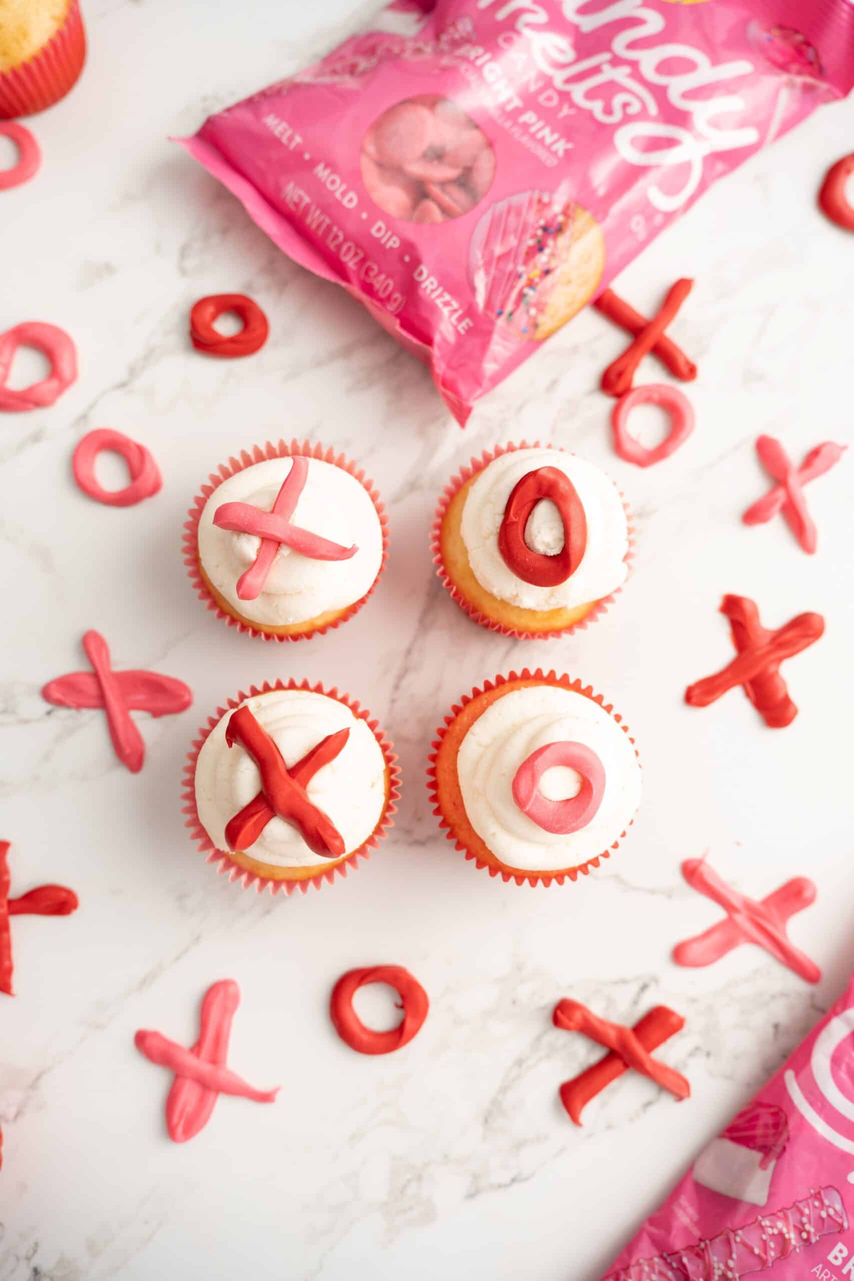 XOXO Cupcakes cupcake toppers Valentine's Day