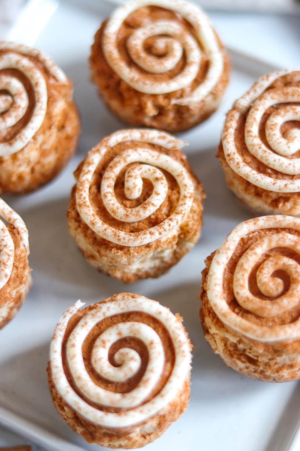 mini cinnamon roll cheesecakes recipe