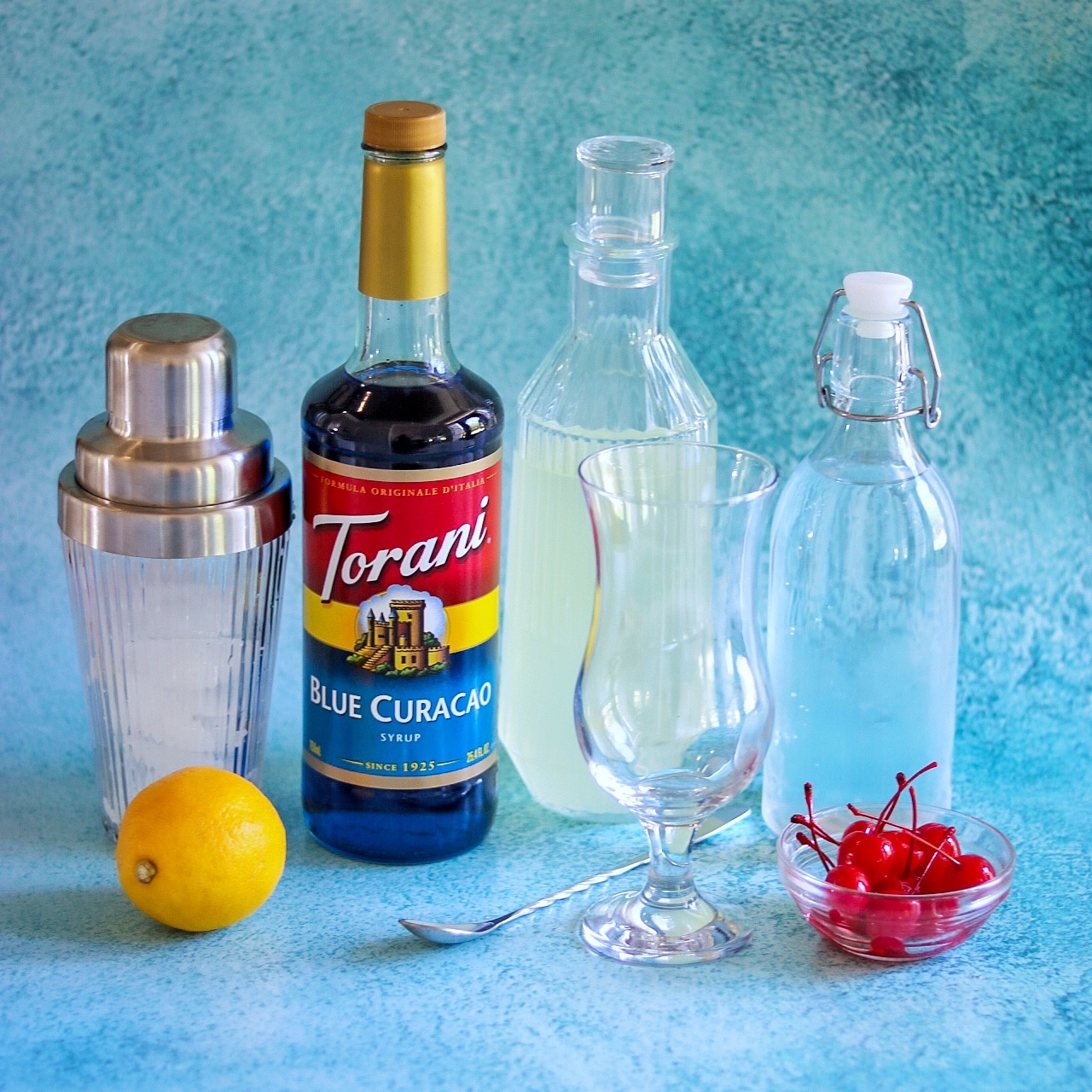 blue lagoon mocktail ingredients