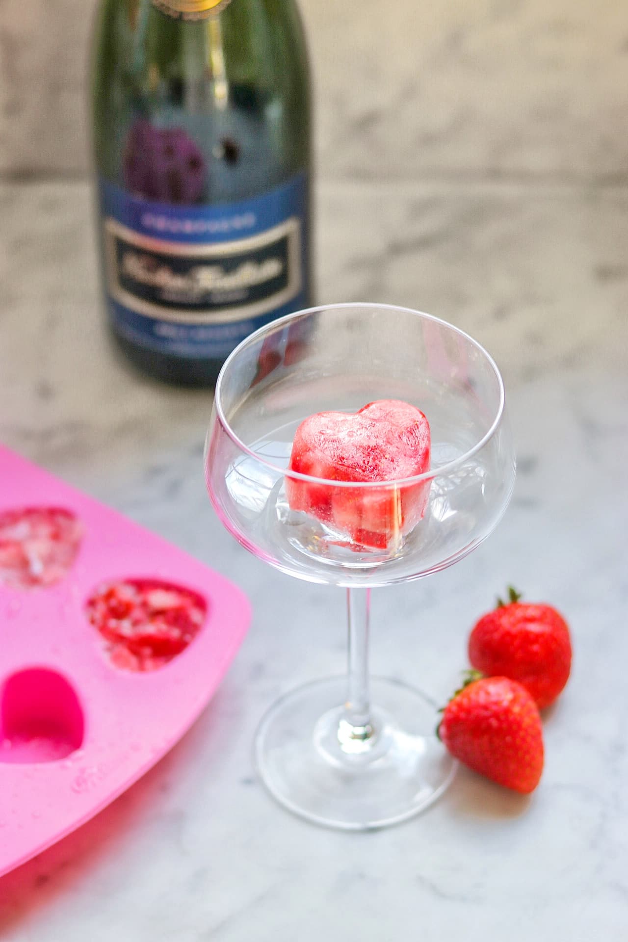 heart shaped prosecco ice cubes (strawberry ice cubes made with sparkling wine for mimosas)