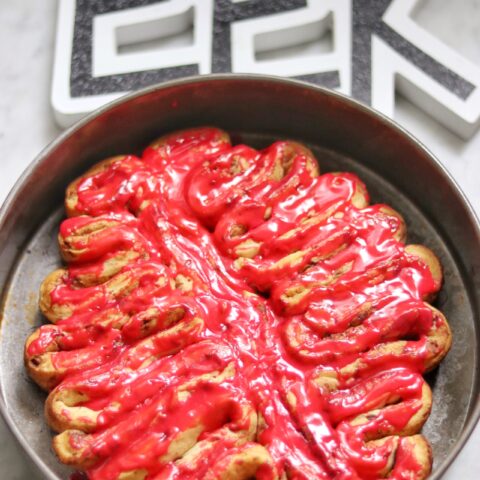 Easy Halloween Cinnamon Rolls: Cinnamon Roll Brains