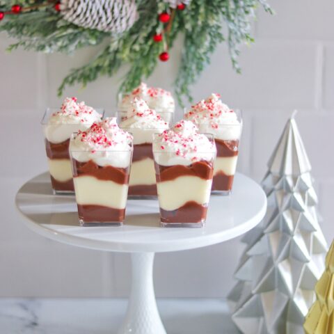 Chocolate-Peppermint Pudding Parfaits (candy cane pudding Christmas parfait)