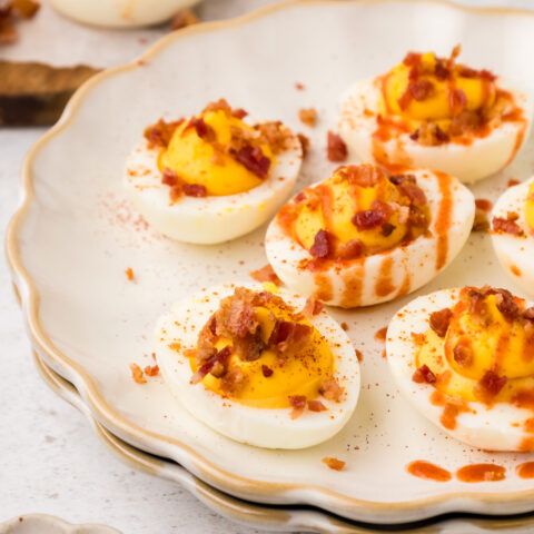 Sriracha Bacon Deviled Eggs (deviled eggs with sriracha sauce and bacon)