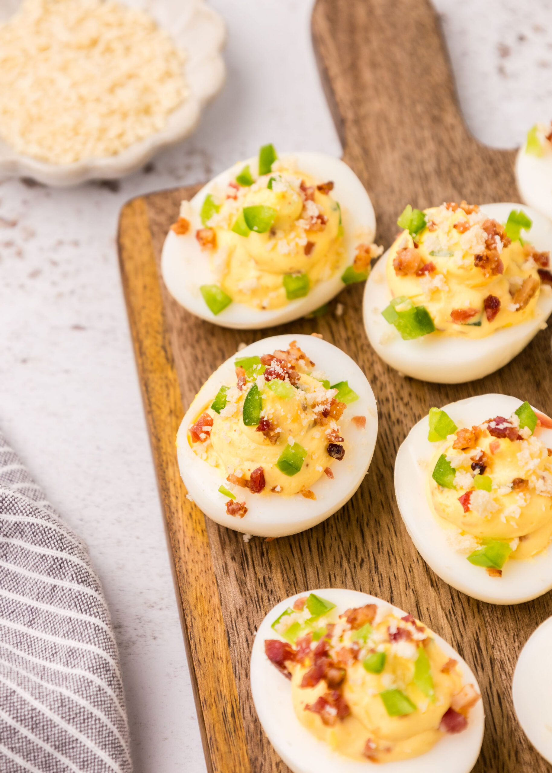 Jalapeno Popper Deviled Eggs (deviled eggs recipe with jalapeno)