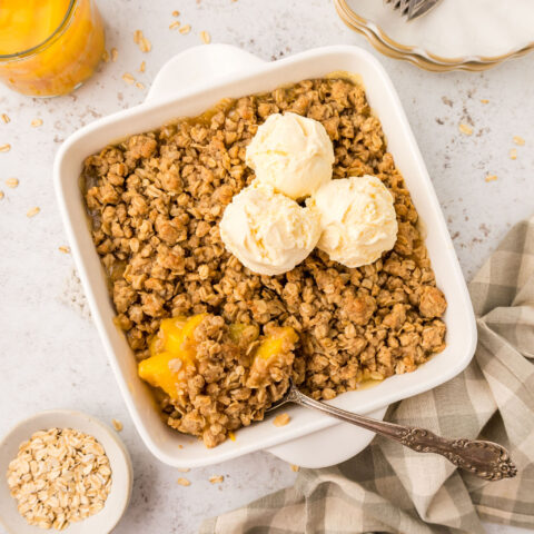 Peach Crisp with Canned Peaches (canned peach pie filling recipe)