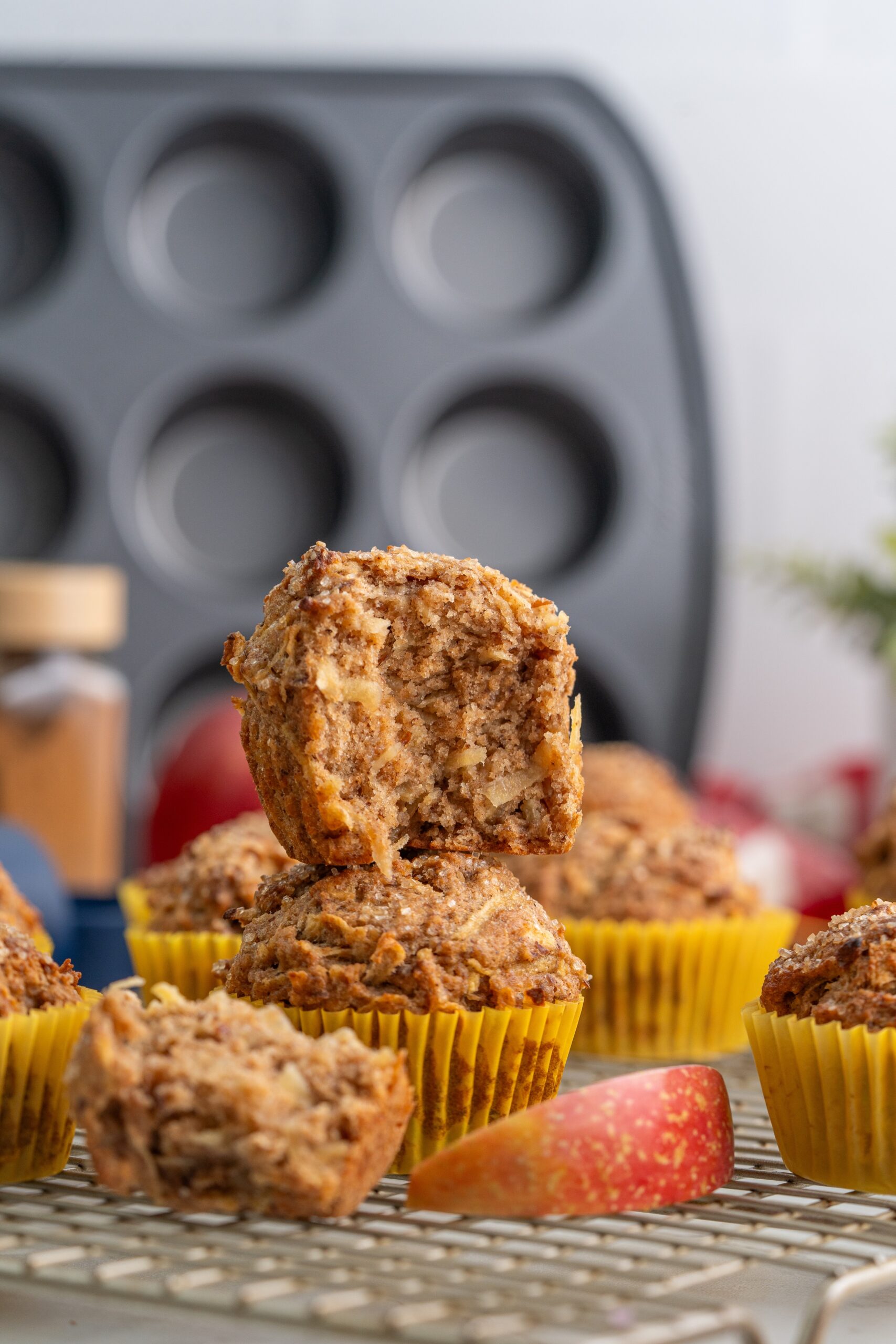 whole wheat vegan apple cinnamon muffins