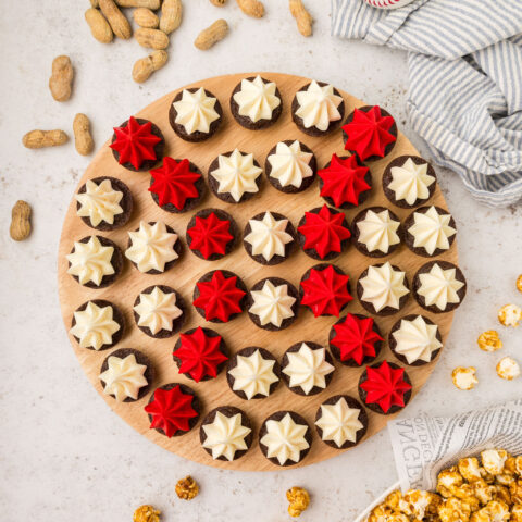 Baseball Brownie Bites recipe (delicious baseball themed desserts)
