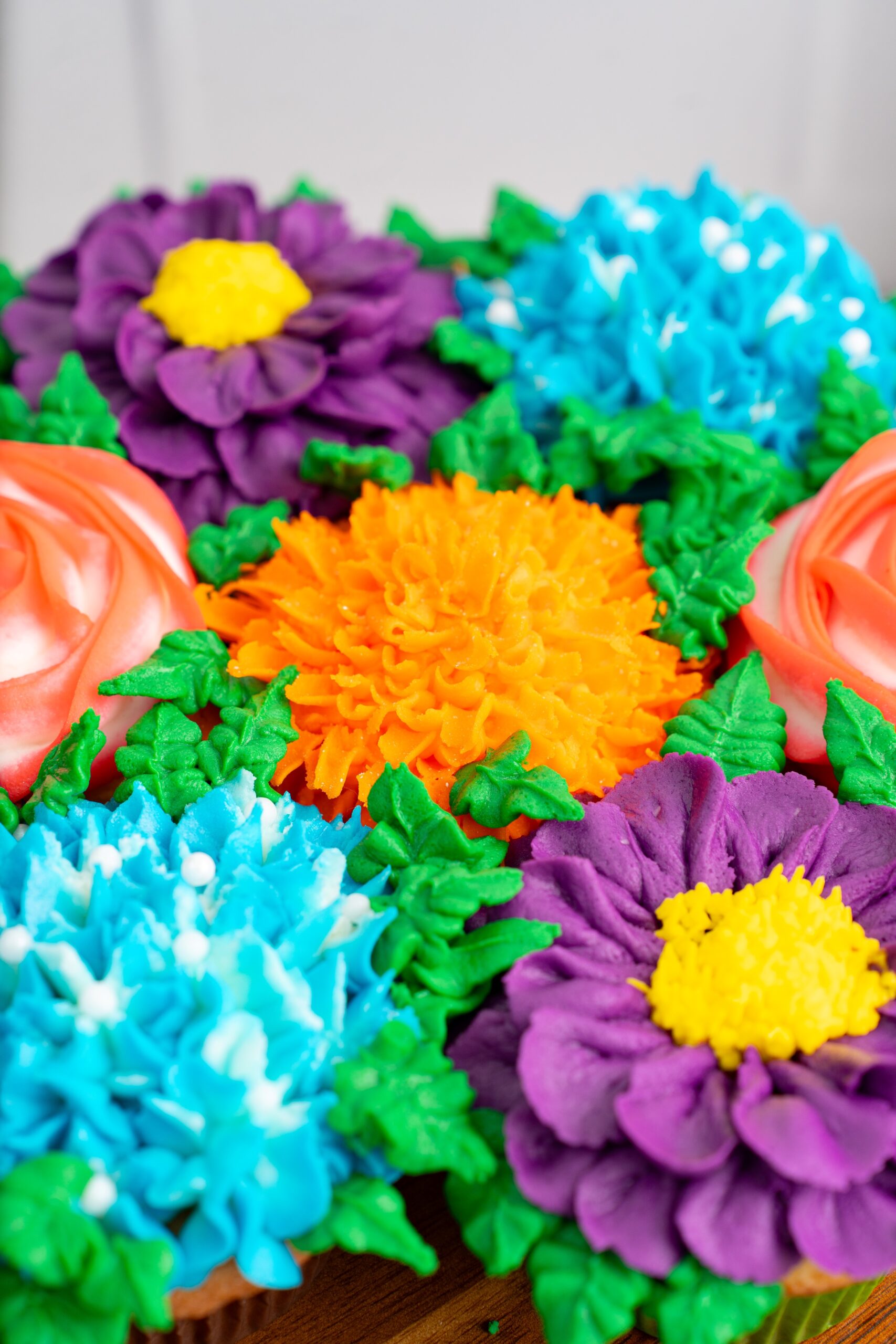 floral cupcake bouquet