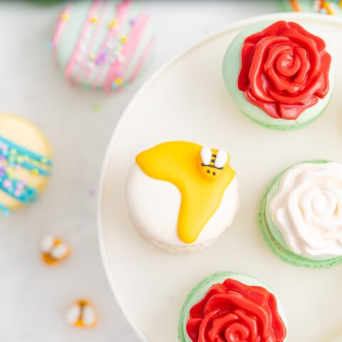 Macaron Decorating Ideas: 3 Ways to Decorate Macarons with Candy Melts