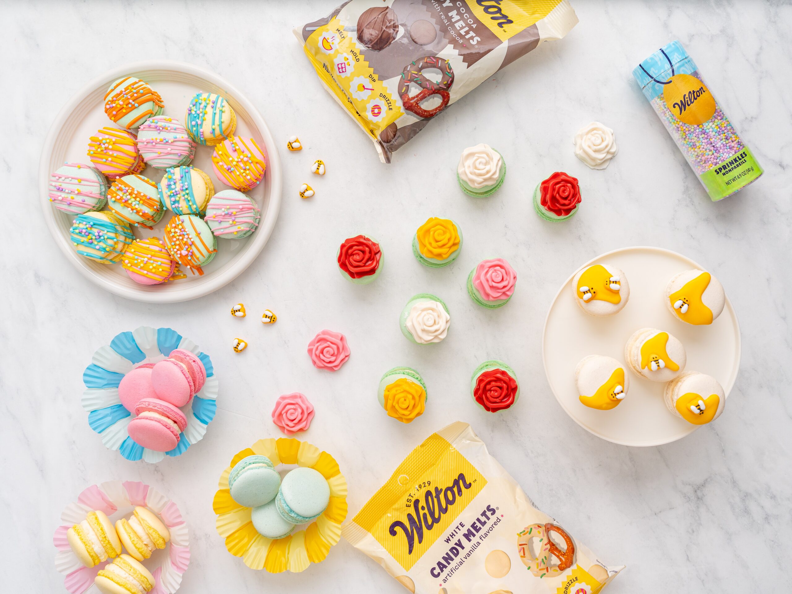 how to decorate French macarons