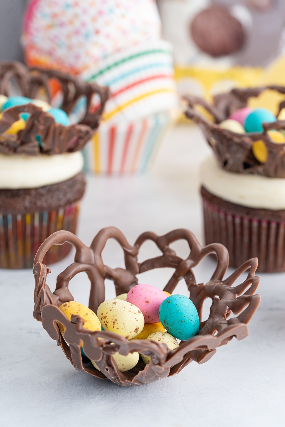 Easy bird nest cupcakes