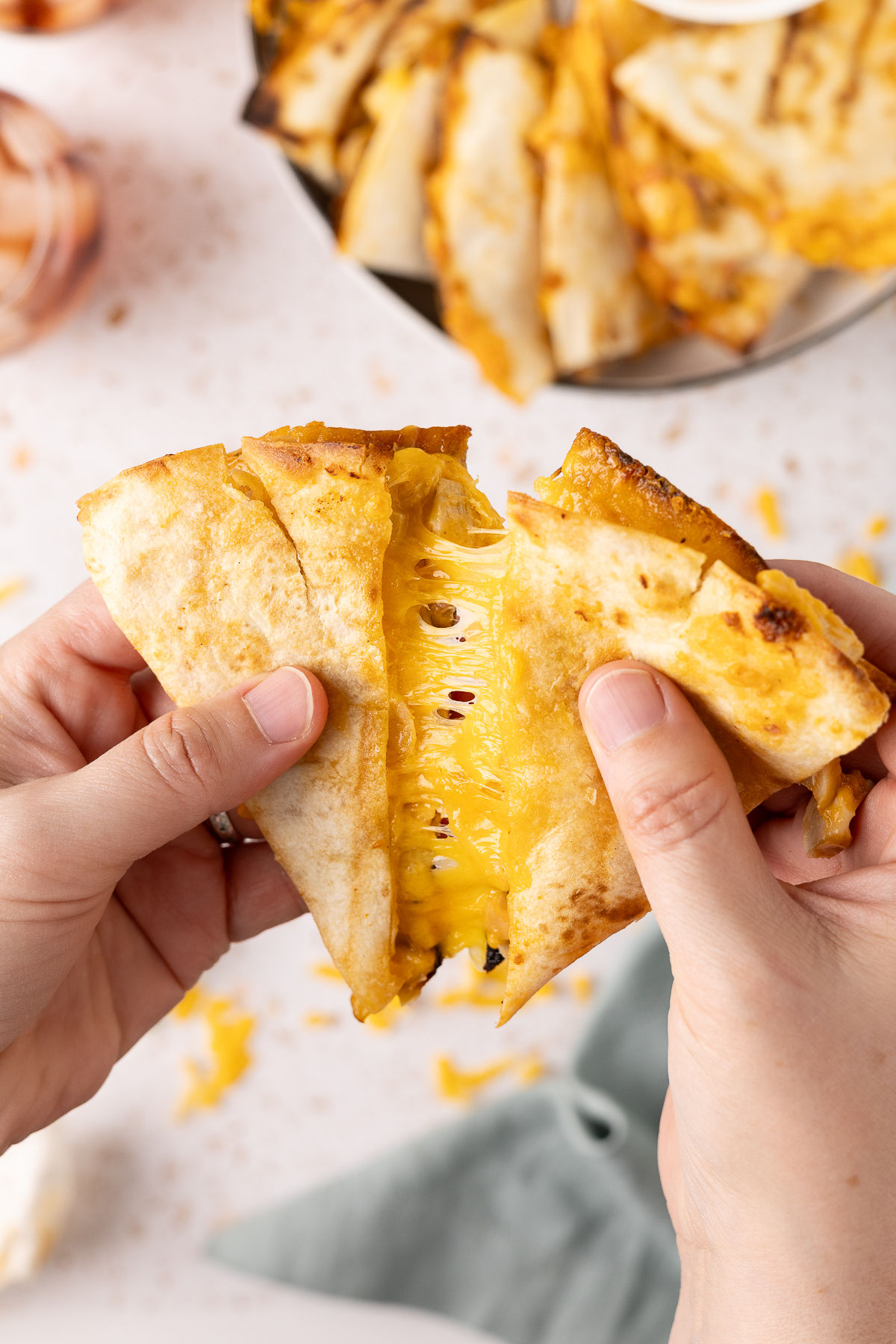 how to make chicken quesadillas on the grill