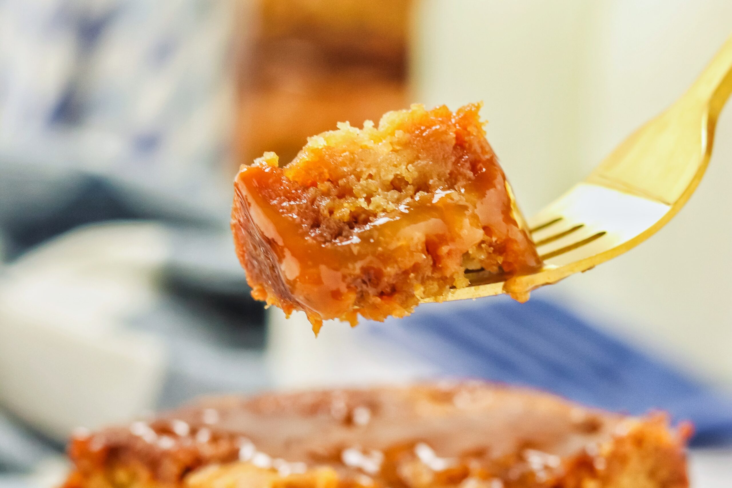 caramel blondies