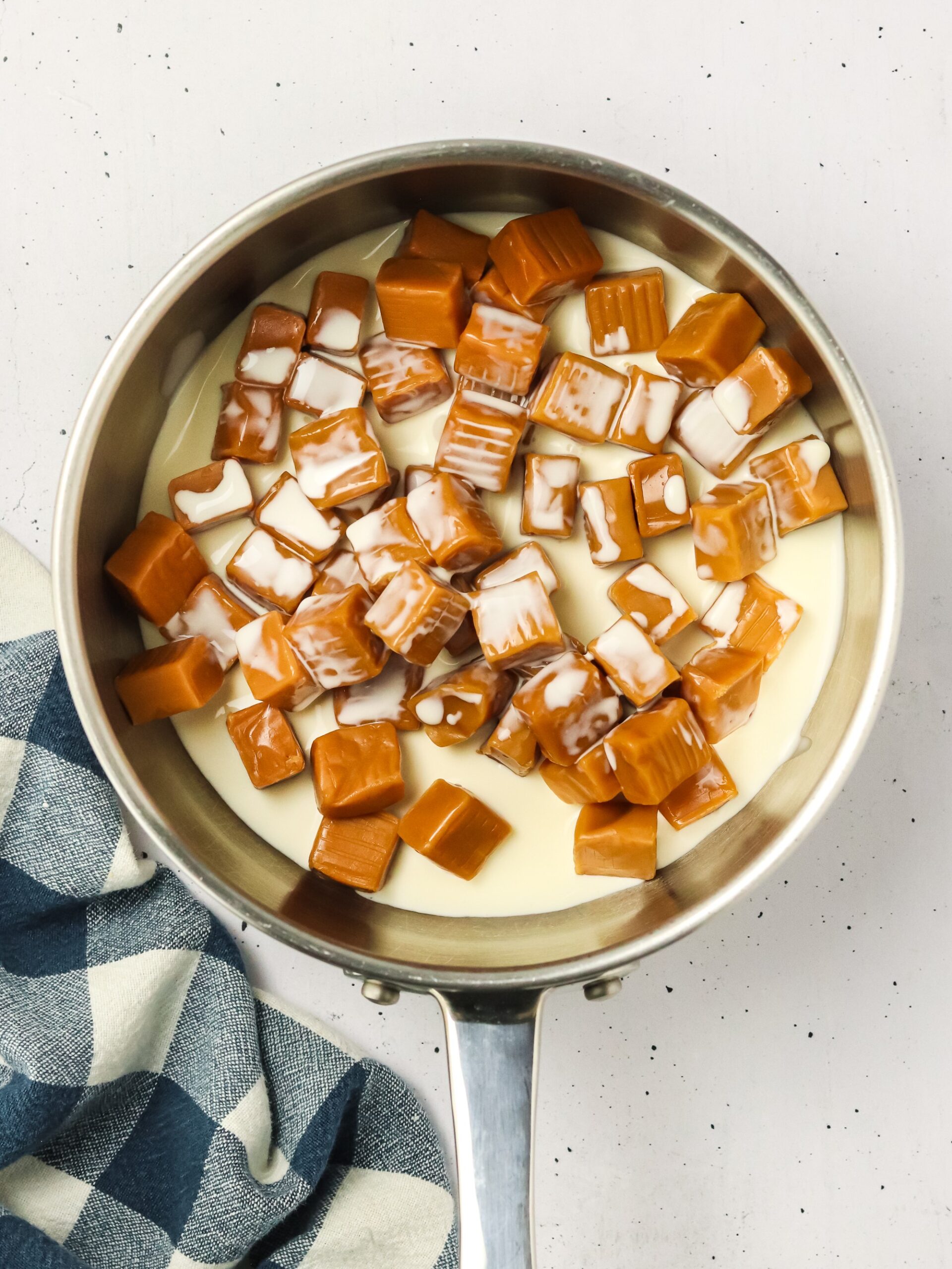 blondies with caramel