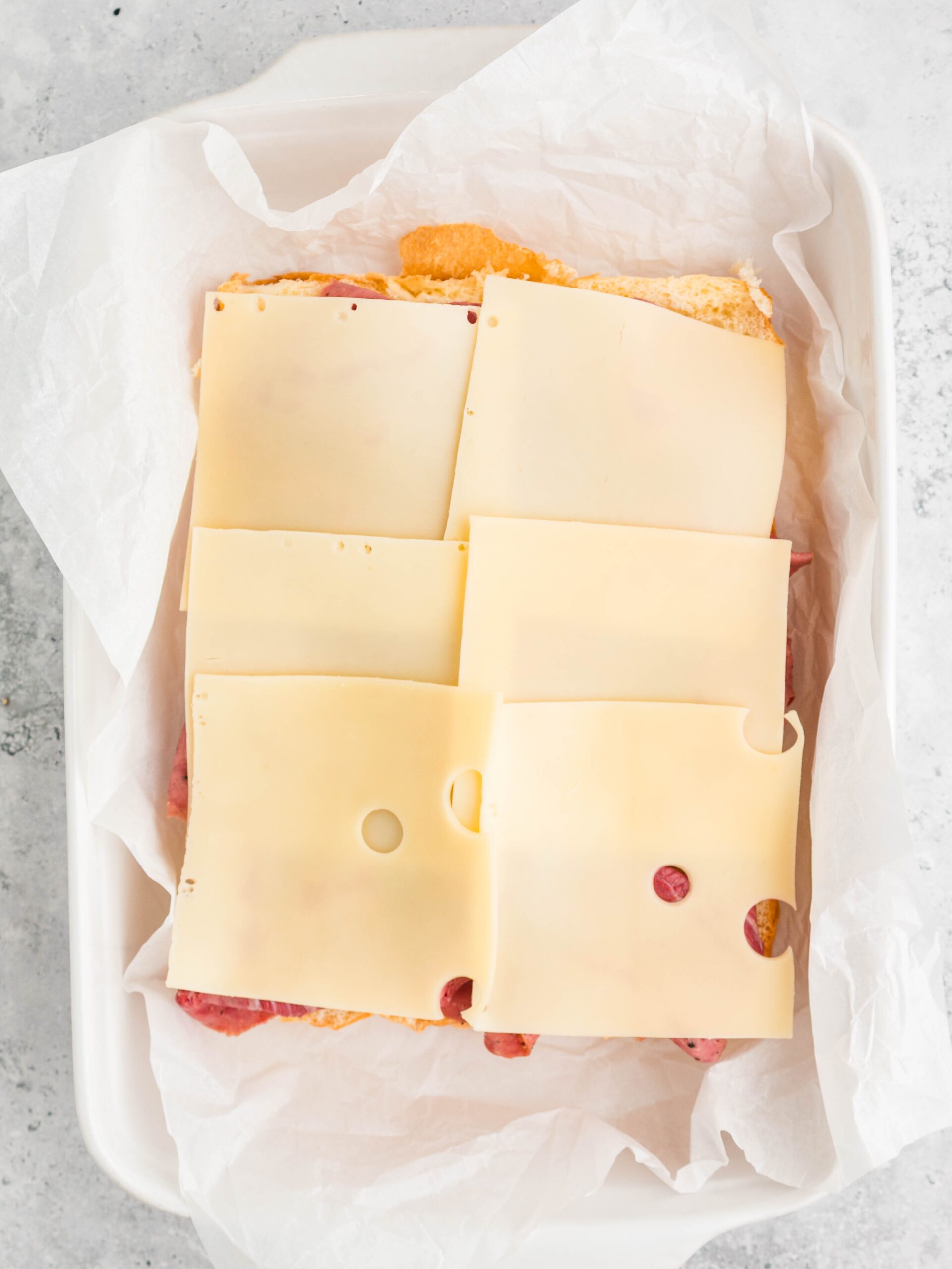 how to make Reuben Sliders on Hawaiian rolls