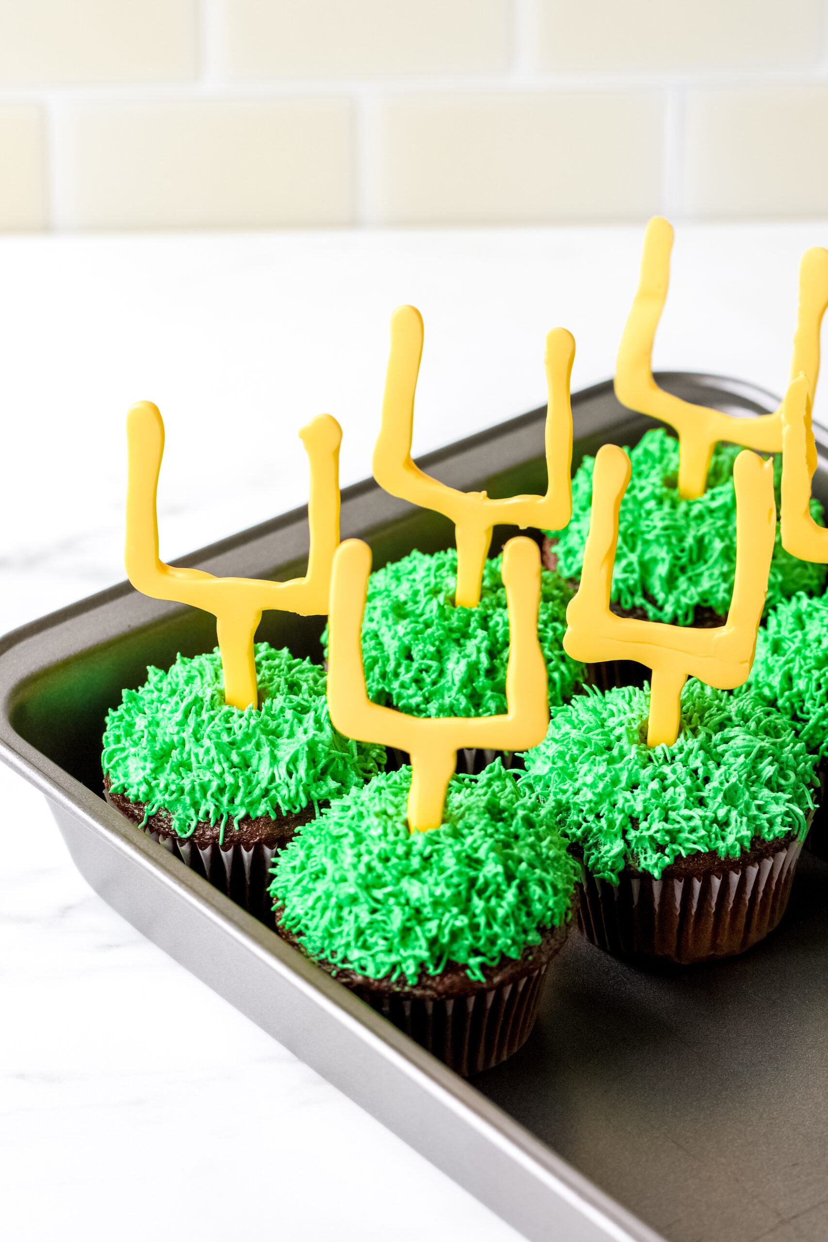 football theme cupcakes desserts for tailgate