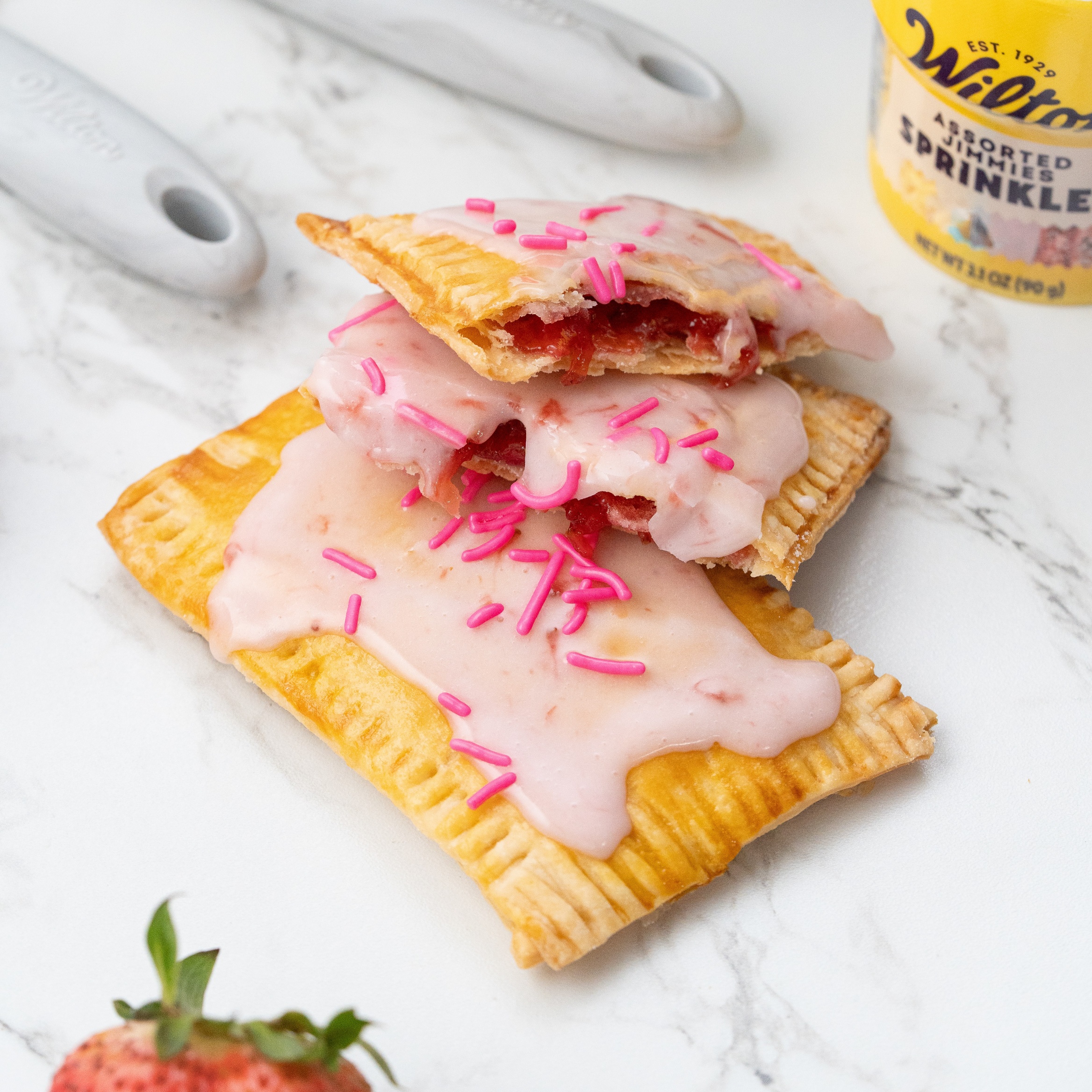 Homemade strawberry Pop Tart recipe