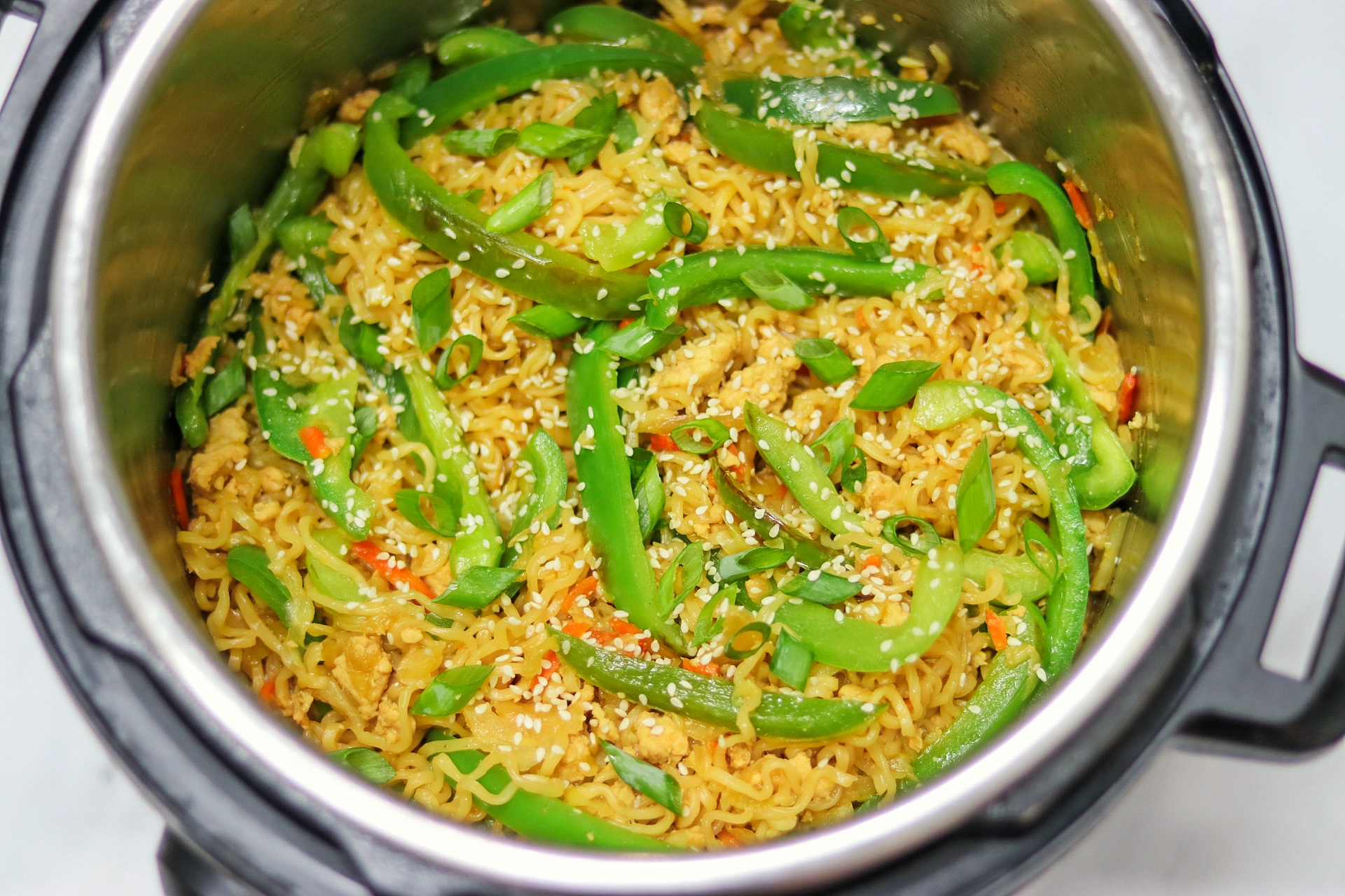 Instant Pot Chicken Ramen Stir Fry