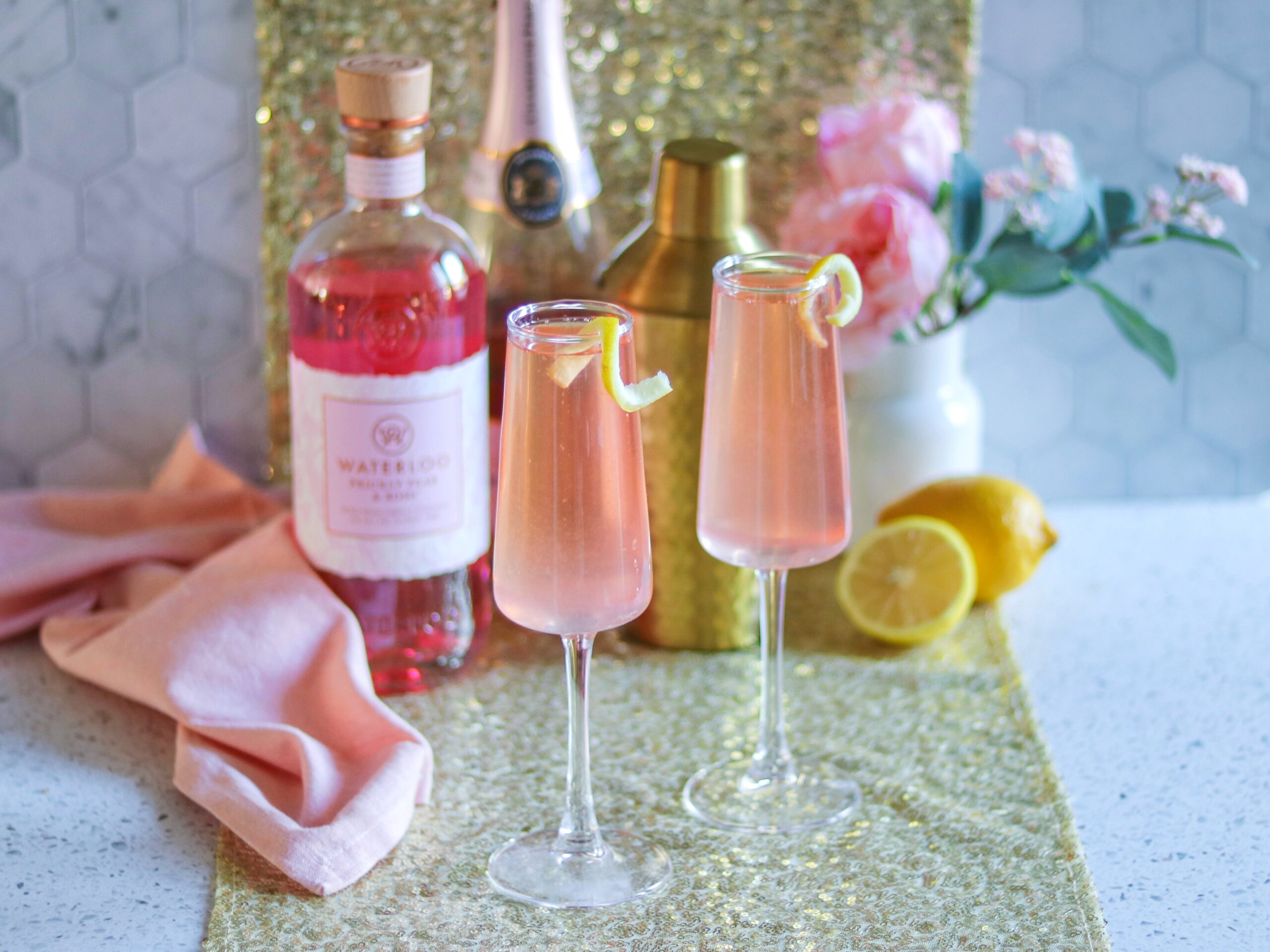 cocktails to make with pink gin: Pink French 75
