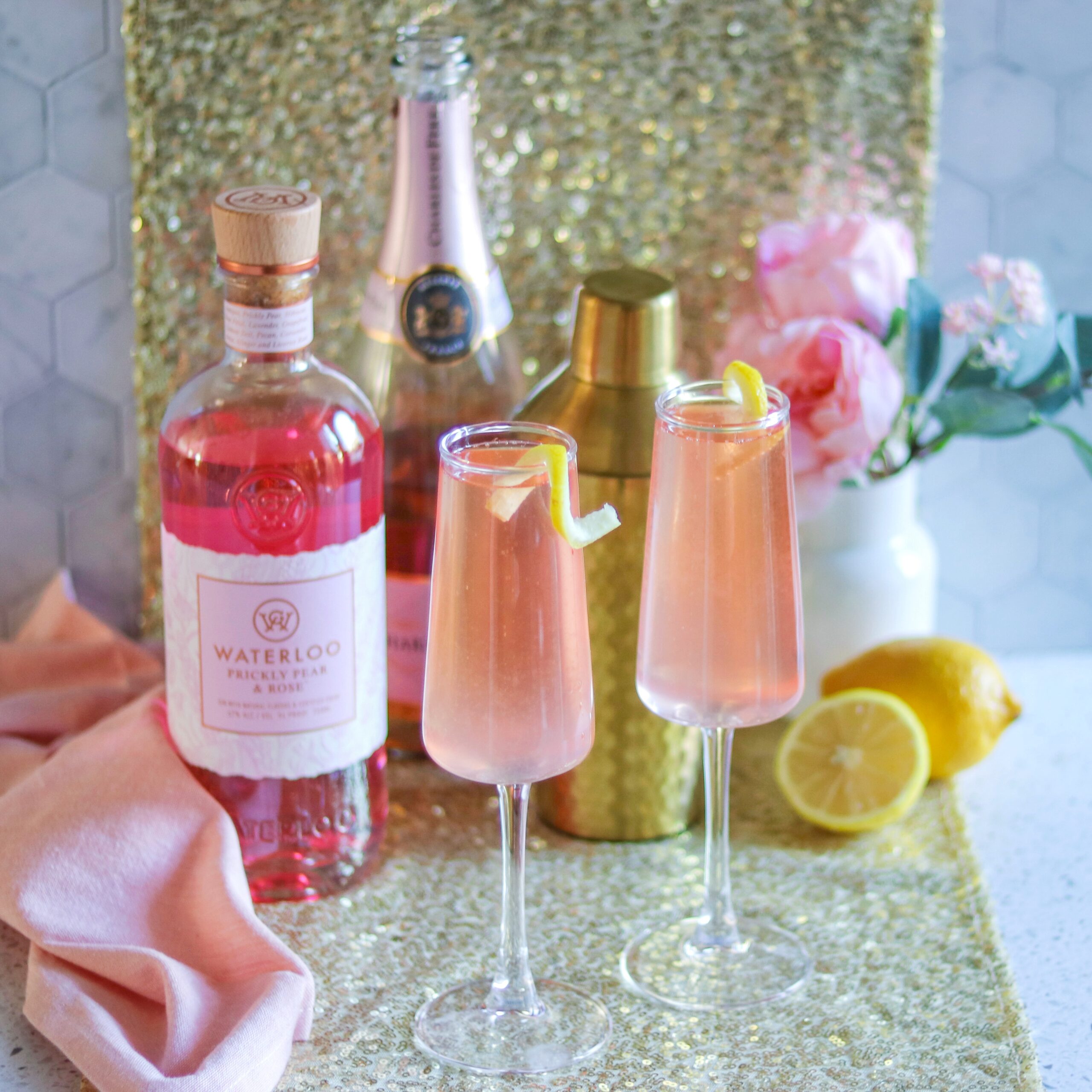 drinks to make with pink gin: Pink 75 cocktail