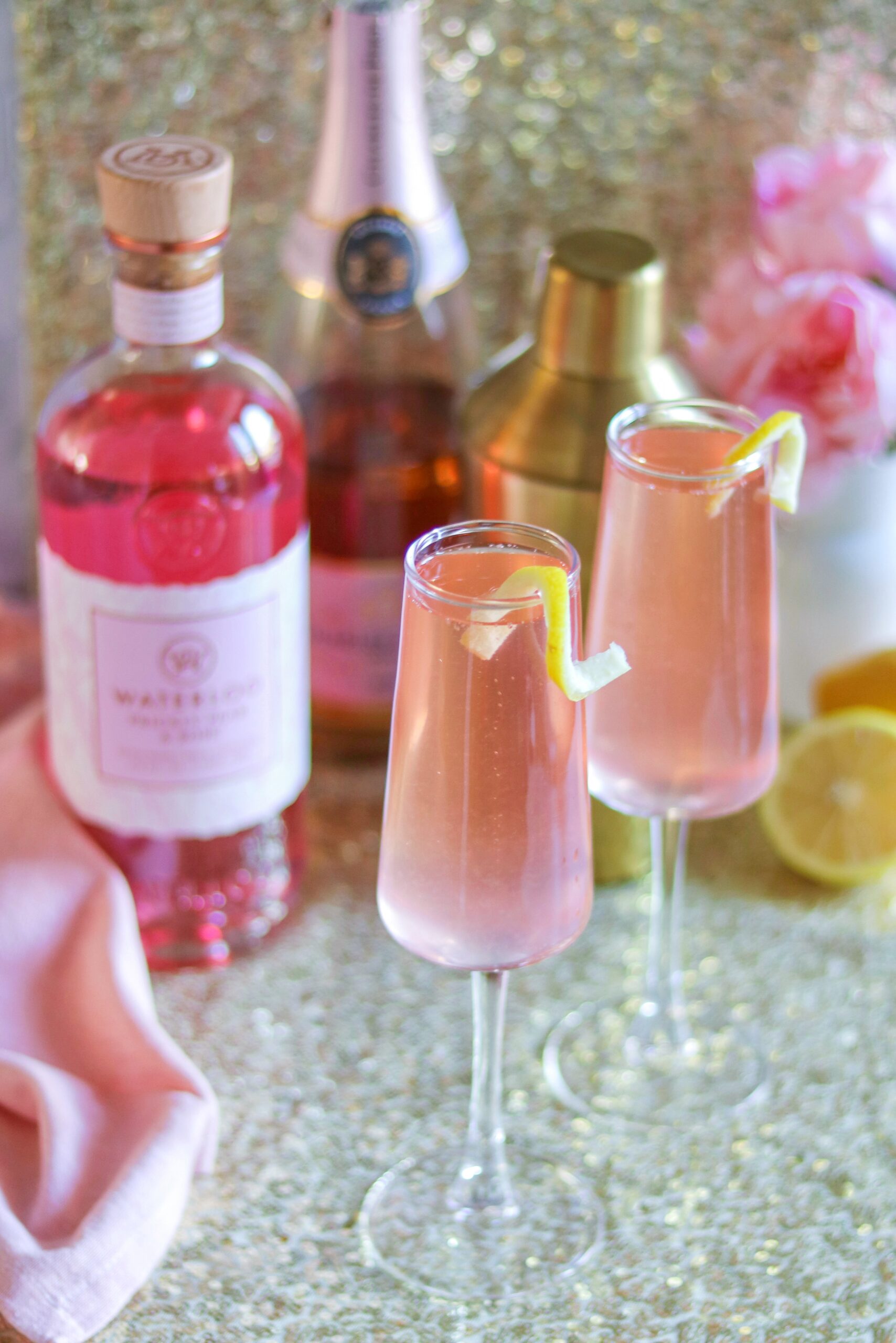 cocktails with pink gin: pink french 75