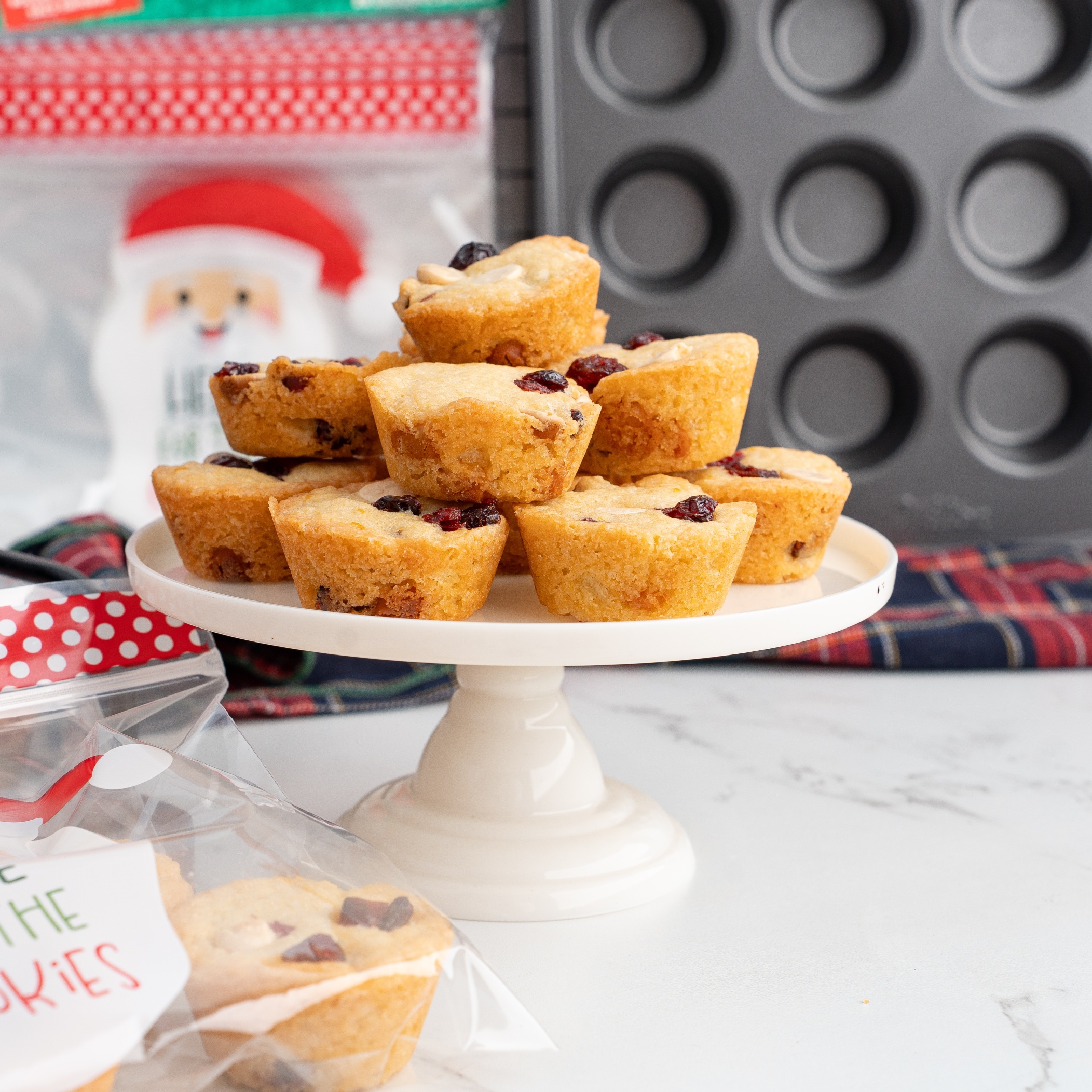 White Chocolate and Cranberry Blondies