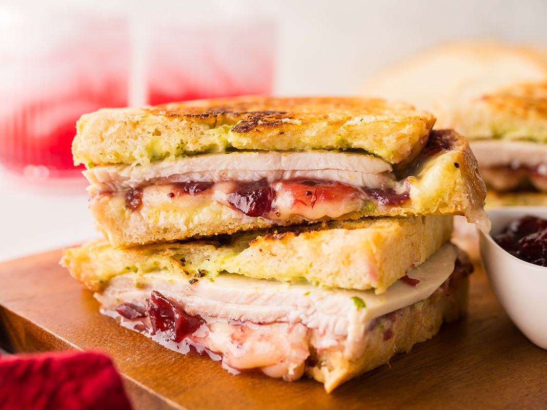 Turkey Brie and Cranberry Sandwich (Thanksgiving leftover panini recipe)